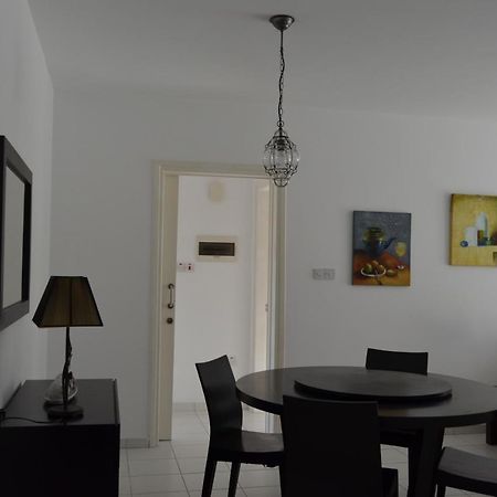 Verne Place Peyia Luaran gambar