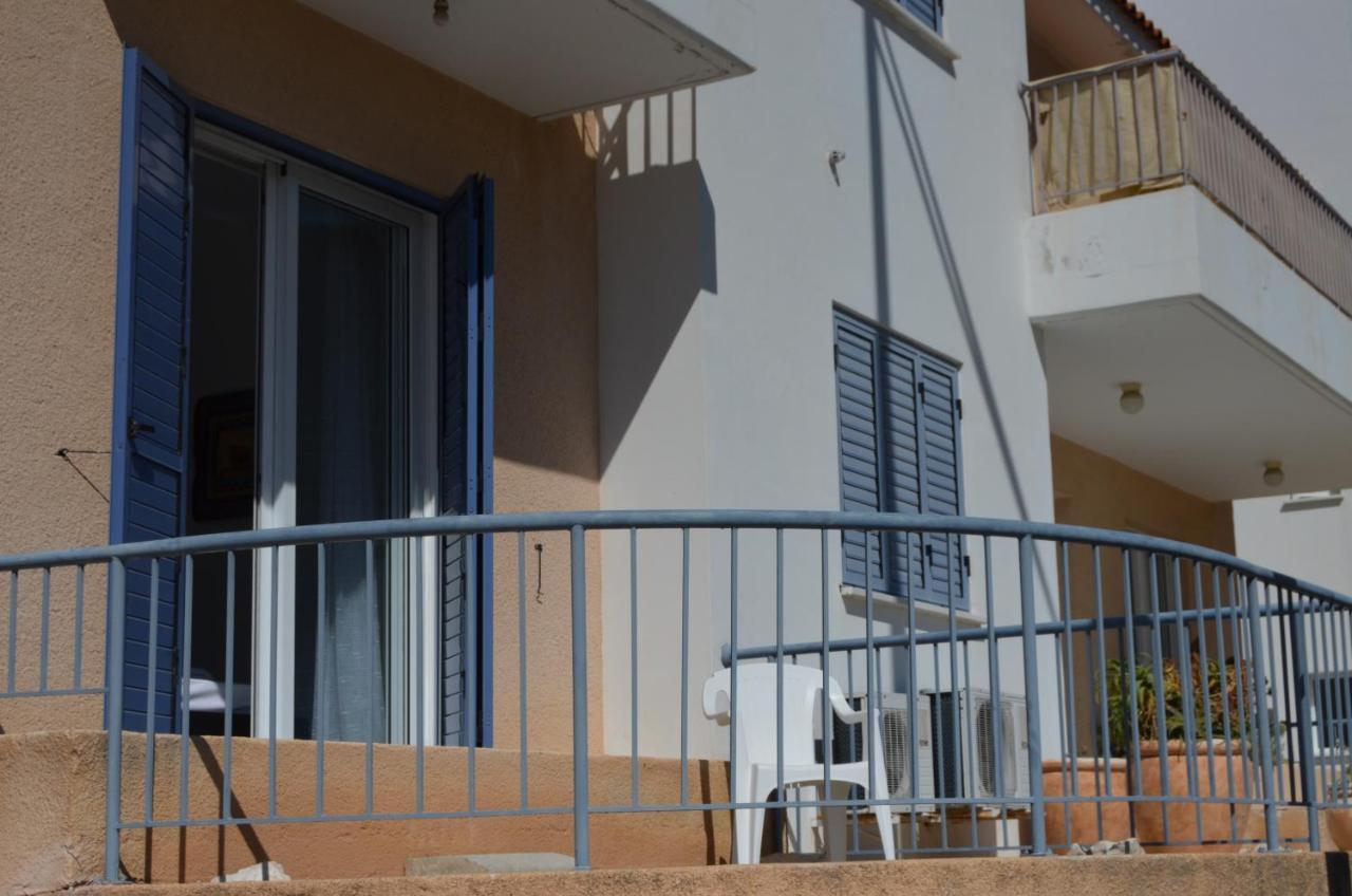 Verne Place Peyia Luaran gambar